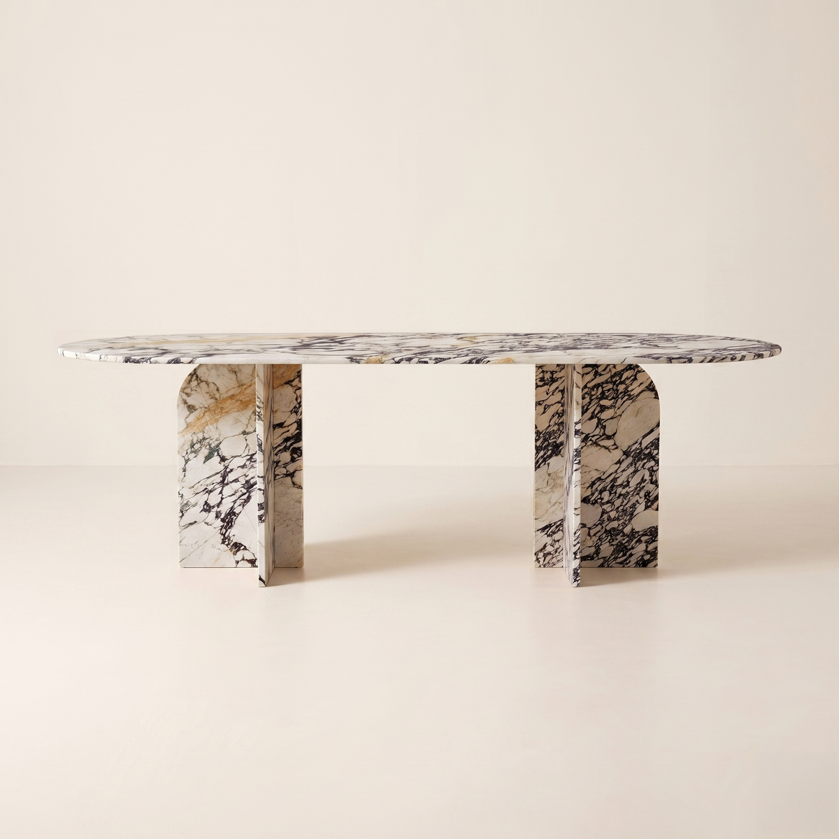 Elio Oval Calacatta Viola White Marble Dining Table